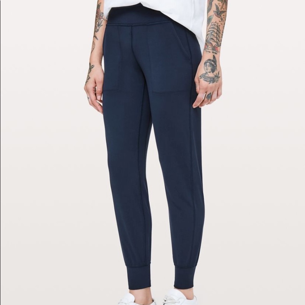 lululemon navy joggers